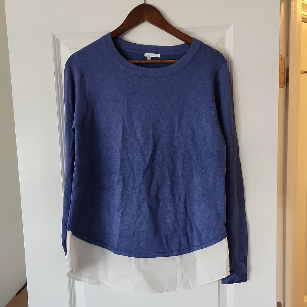Blue and White Women's Top